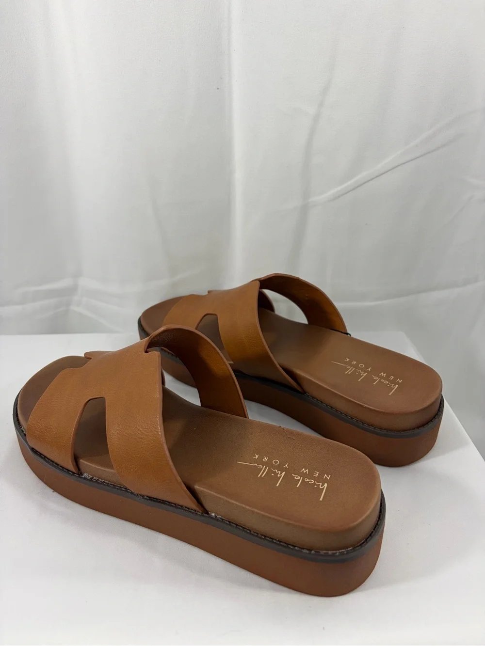 NWT Nicole Miller Women’s Size 8 Tan Slide Sandals with Cushioned Platform